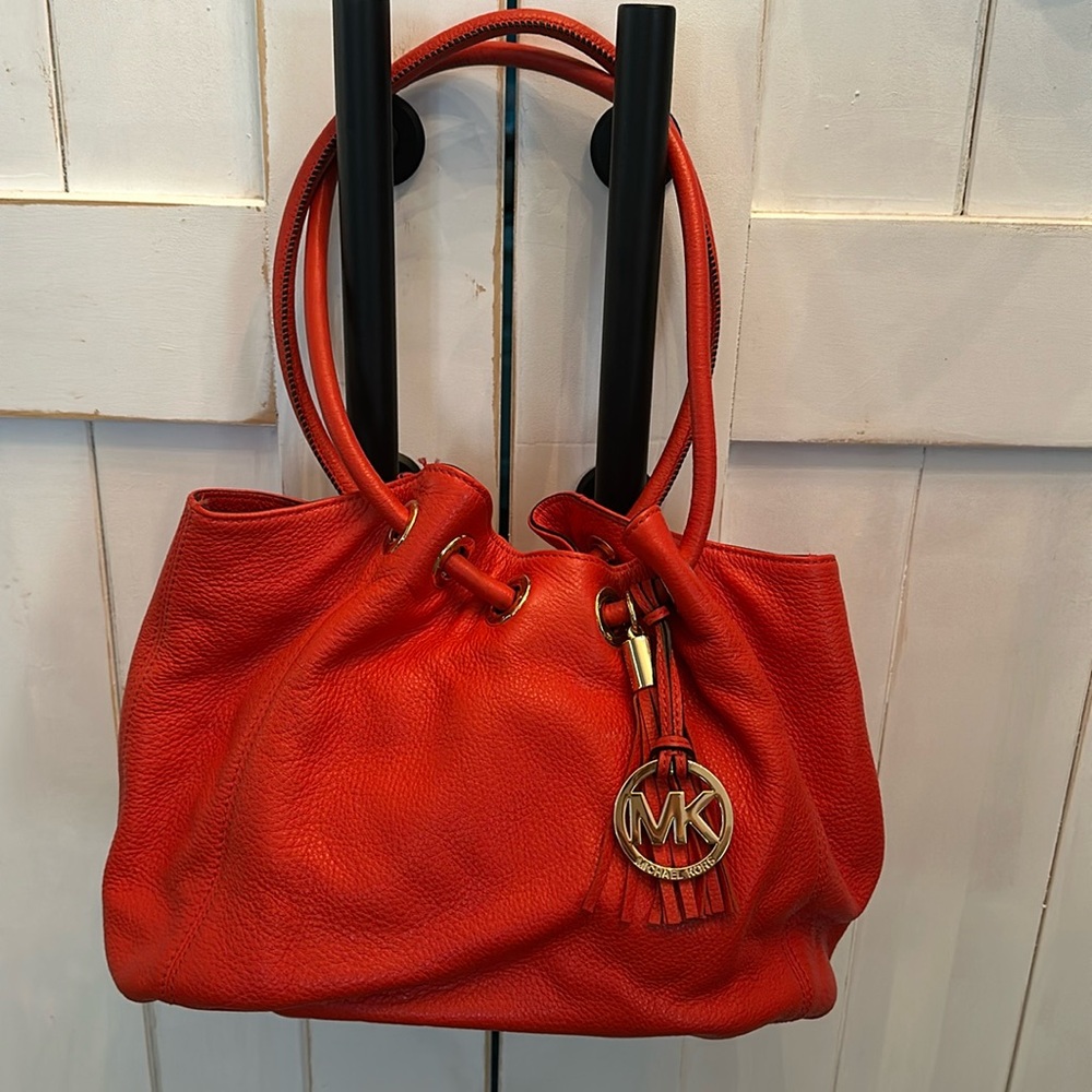 MICHAEL KORS EAST WEST RING TOTE SOFT LEATHER MANDARIN SATCHEL PURSE